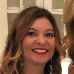 Meet your Posher, Dana